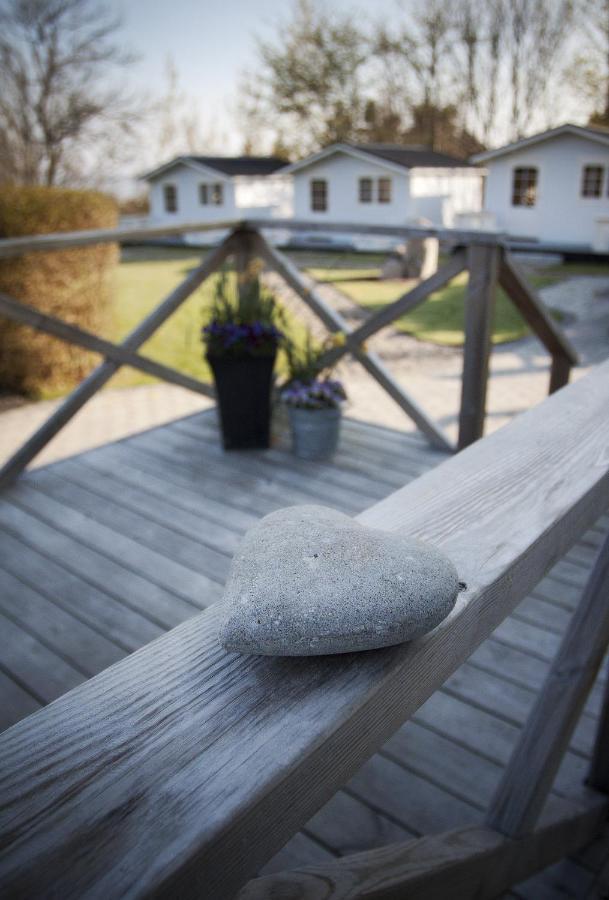 Kaptenshuset Hotell Kivik Kültér fotó
