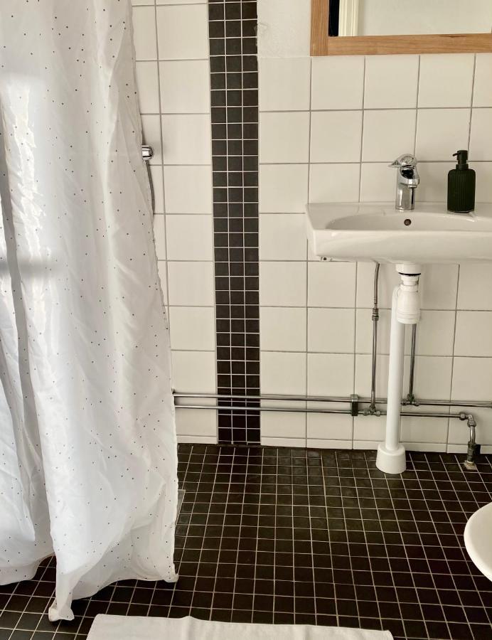 Kaptenshuset Hotell Kivik Kültér fotó